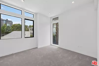 1204 N Orange Grove Ave, West Hollywood, CA 90046 - Photo 25