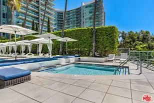 13700 Marina Pointe Dr, Marina del Rey, CA 90292 - Photo 25