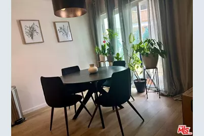 5376 Fairview Blvd #104, Los Angeles, CA 90056 - Photo 7
