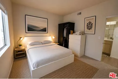 1915 Malcolm Ave #301, Los Angeles, CA 90025 - Photo 13