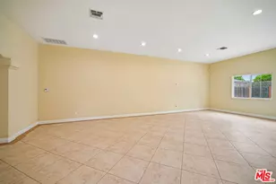 17550 Collins St, Encino, CA 91316 - Photo 9