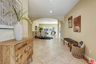 17550 Collins St, Encino, CA 91316 - Photo 5