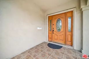 17550 Collins St, Encino, CA 91316 - Photo 3