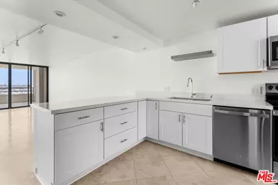 4314 Marina City Dr #926, Marina del Rey, CA 90292 - Photo 9