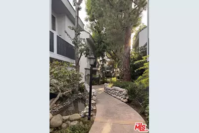 18645 Hatteras St #263, Tarzana, CA 91356 - Photo 47