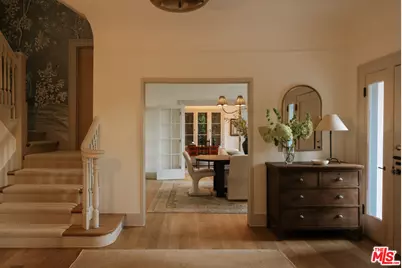 2126 E Live Oak Dr, Los Angeles, CA 90068 - Photo 5