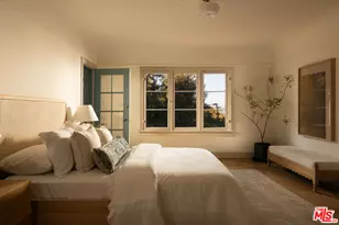 2126 E Live Oak Dr, Los Angeles, CA 90068 - Photo 25