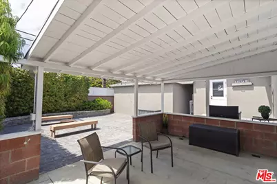 2500 Armour Ln, Redondo Beach, CA 90278 - Photo 35