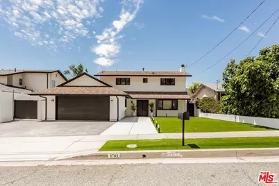 5703 Parkmor Rd, Calabasas, CA 91302 - Photo 3
