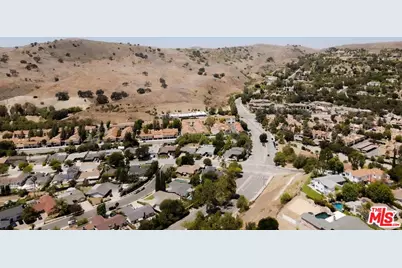 5703 Parkmor Rd, Calabasas, CA 91302 - Photo 35