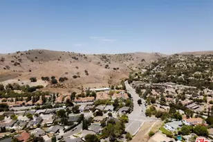 5703 Parkmor Rd, Calabasas, CA 91302 - Photo 35