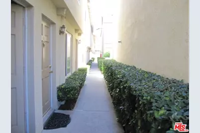 10065 De Soto Ave #213, Chatsworth, CA 91311 - Photo 13