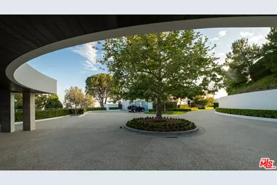 9966 Beverly Grove Dr, Beverly Hills, CA 90210 - Photo 7