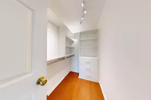 8710 Independence Ave, Canoga Park, CA 91304 - Photo 27