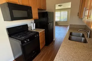 12036 Magnolia Blvd, Valley Village, CA 91607 - Photo 5