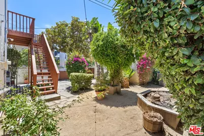 227 S Stanley Dr, Beverly Hills, CA 90211 - Photo 25