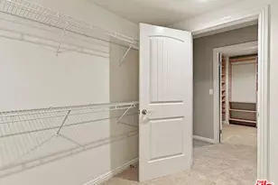 1810 S Barrington Ave, Los Angeles, CA 90025 - Photo 23