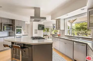 12004 Briarvale Ln, Studio City, CA 91604 - Photo 25