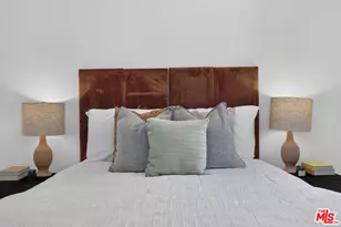 125 S Sweetzer Ave, Los Angeles, CA 90048 - Photo 25