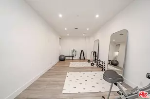 13311 W Magnolia Blvd, Sherman Oaks, CA 91423 - Photo 47