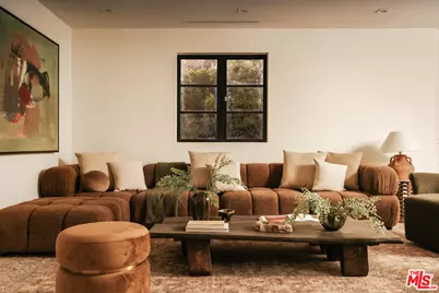 1748 Correa Way, Los Angeles, CA 90049 - Photo 37