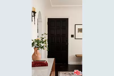 1340 S Cloverdale Ave, Los Angeles, CA 90019 - Photo 19