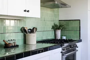 1340 S Cloverdale Ave, Los Angeles, CA 90019 - Photo 11