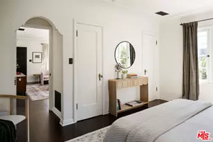 1340 S Cloverdale Ave, Los Angeles, CA 90019 - Photo 17