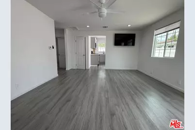 10401 Amigo Ave, Porter Ranch, CA 91326 - Photo 51