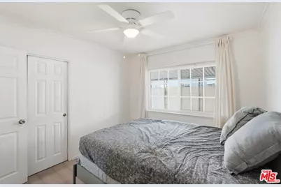 10401 Amigo Ave, Porter Ranch, CA 91326 - Photo 17