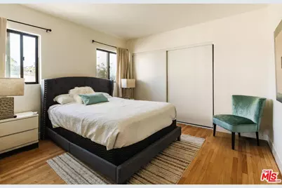 2060 High Tower Dr, Los Angeles, CA 90068 - Photo 19