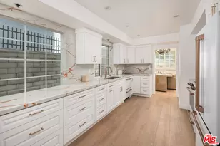 2337 Fox Hills Dr, Los Angeles, CA 90064 - Photo 13