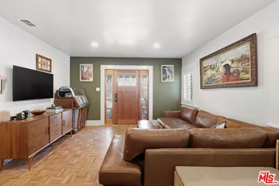 933 Walnut Ave, Long Beach, CA 90813 - Photo 3
