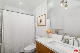 3715 Meier St, Los Angeles, CA 90066 - Photo 27
