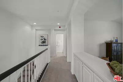 28255 Canterbury Ct #126, Valencia, CA 91354 - Photo 17