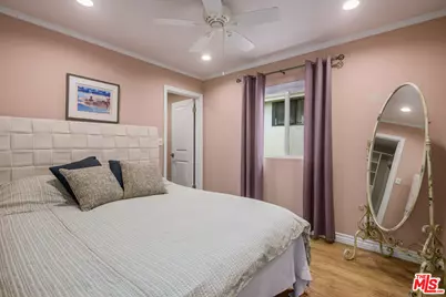 118 3rd St, Seal Beach, CA 90740 - Photo 27