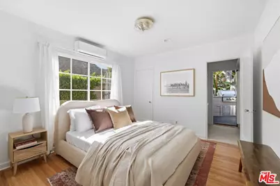 8924 Ashcroft Ave, West Hollywood, CA 90048 - Photo 31