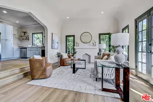 1803 S Sycamore Ave, Los Angeles, CA 90019 - Photo 1