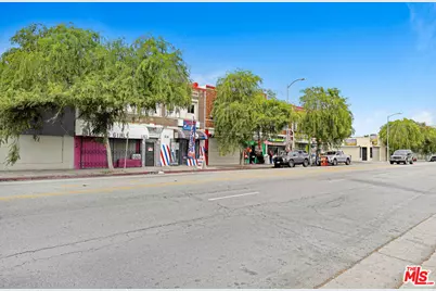 5161 S Vermont Ave, Los Angeles, CA 90037 - Photo 3