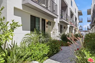 6716 N Royce Ln, Van Nuys, CA 91411 - Photo 3