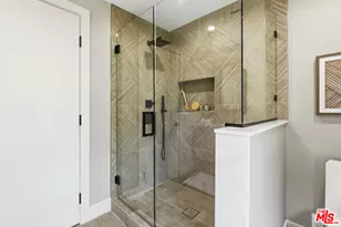 3218 Fond Dr, Encino, CA 91436 - Photo 31