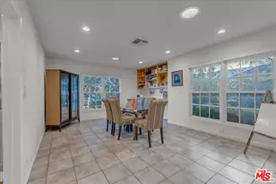 12430 Cumpston St, Valley Village, CA 91607 - Photo 13