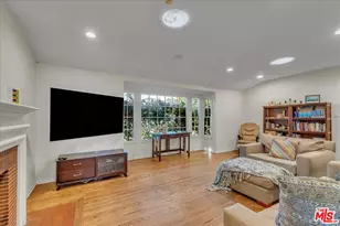 12430 Cumpston St, Valley Village, CA 91607 - Photo 9