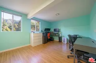 5532 Ocean View Blvd, La Canada Flintridge, CA 91011 - Photo 11