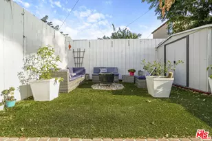 824 W Palmer St, Compton, CA 90220 - Photo 31