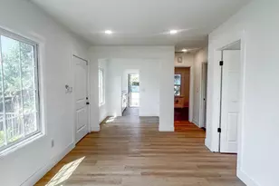 6419 Bonsallo Ave, Los Angeles, CA 90044 - Photo 19