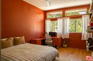 23811 Berdon St, Woodland Hills, CA 91367 - Photo 25