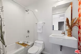 803 Wilcox Ave, Los Angeles, CA 90038 - Photo 15
