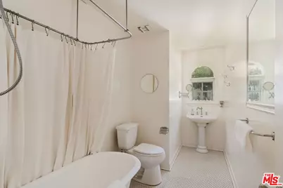 1520 Bonnell Dr, Topanga, CA 90290 - Photo 49