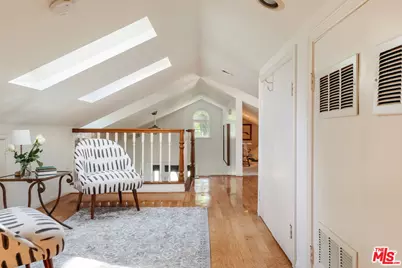 1520 Bonnell Dr, Topanga, CA 90290 - Photo 43